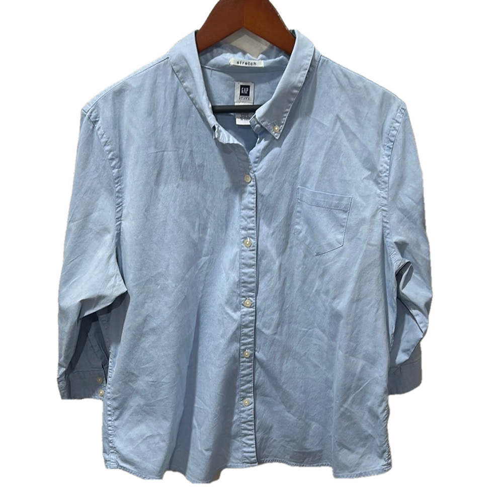 🌙GAP Factory Store Light Blue Button-Up Shirt size XXL GUC stretch